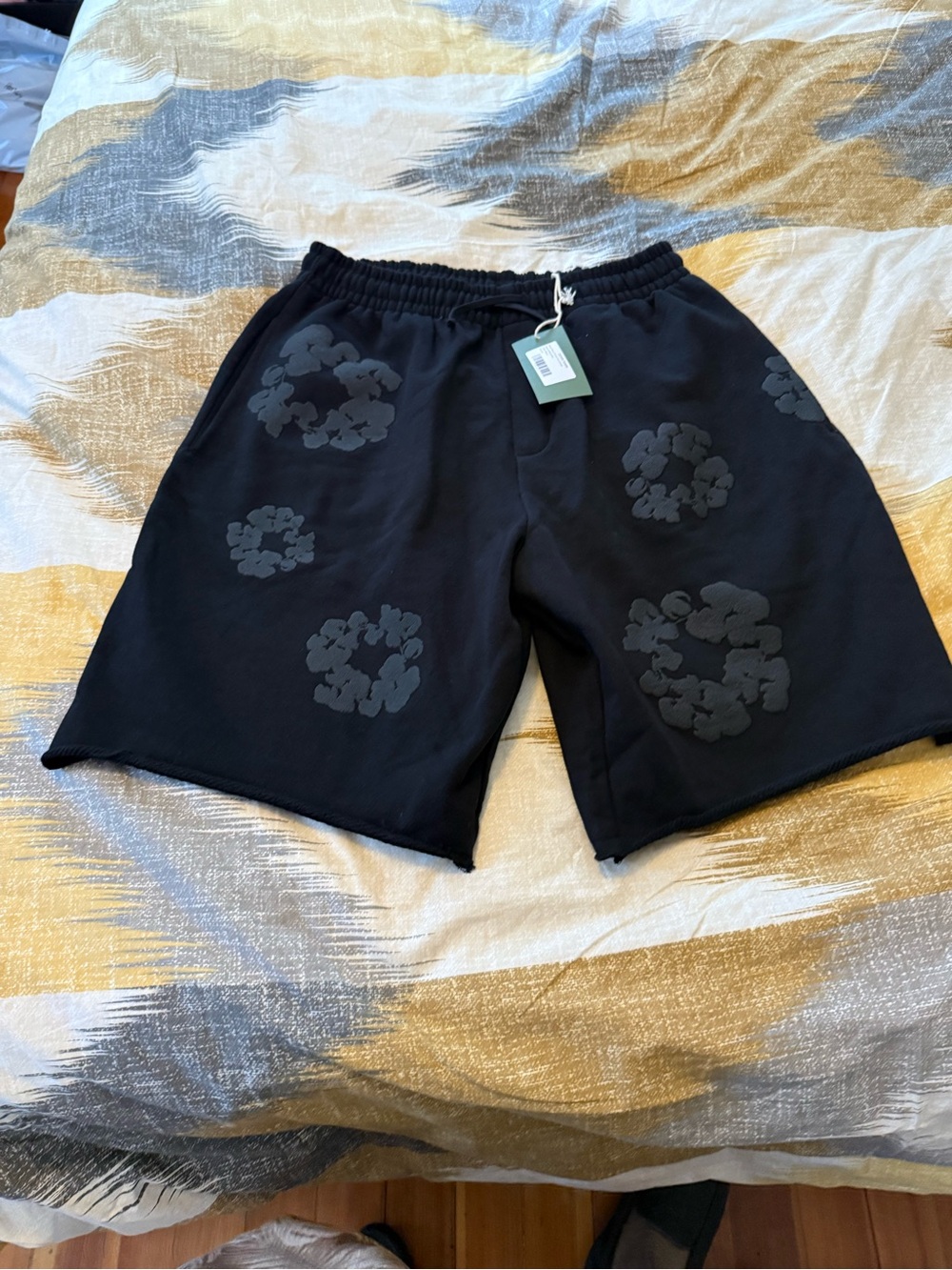 Denim Tears Mono Wreath Black Men’s Shorts Size M